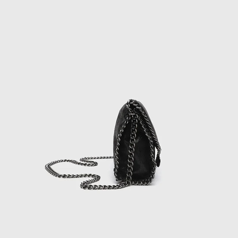 Women's Leather Tote Bag with Vintage Gothic (3)