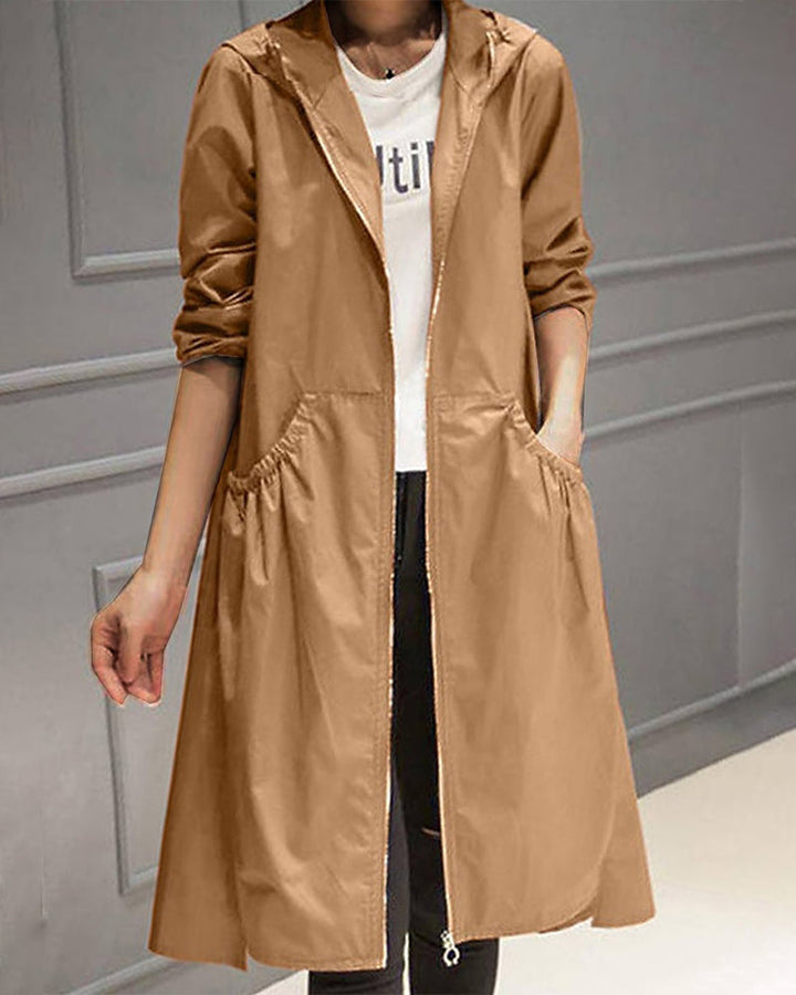 Women's Lightweight Water-Resistant Trenchcoat for Fall in Brown