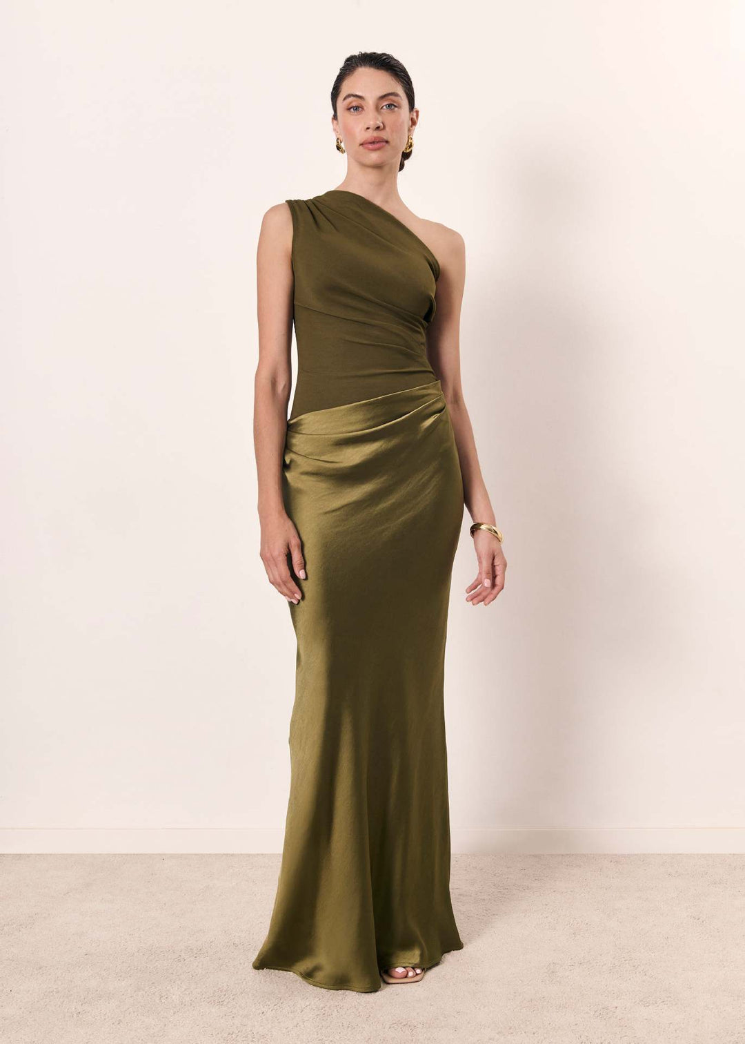 Women's Long Evening Dress for Wedding Celebrations in Matcha