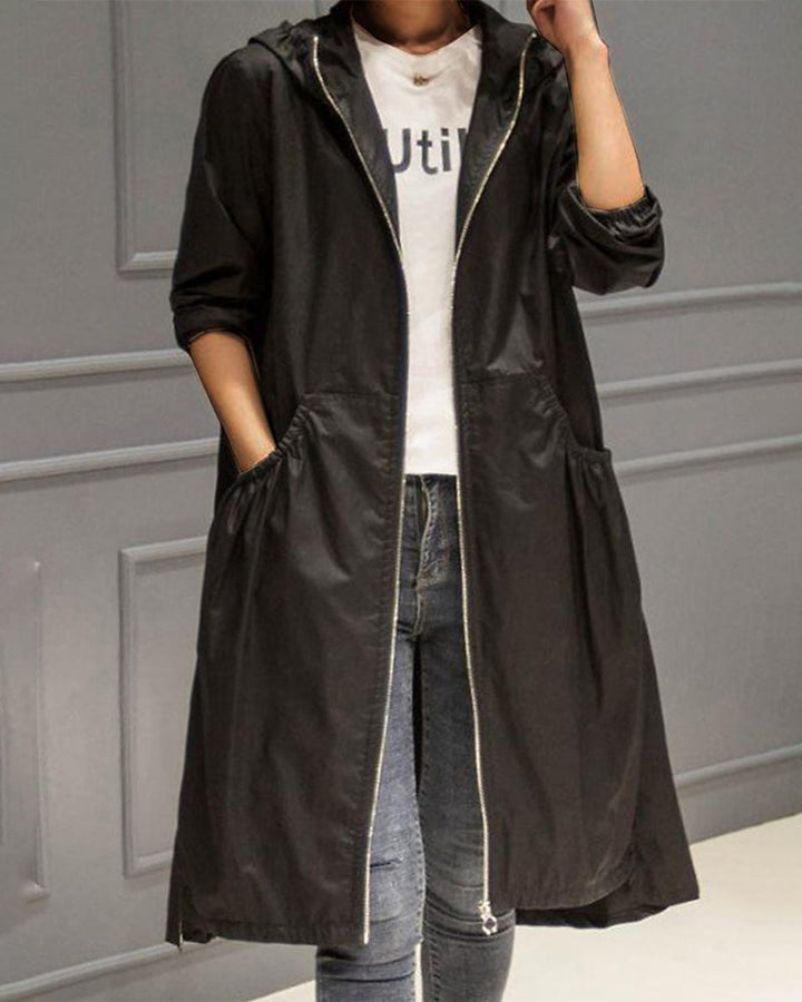 Women's Long Waterproof Trenchcoat for Autumn in Black