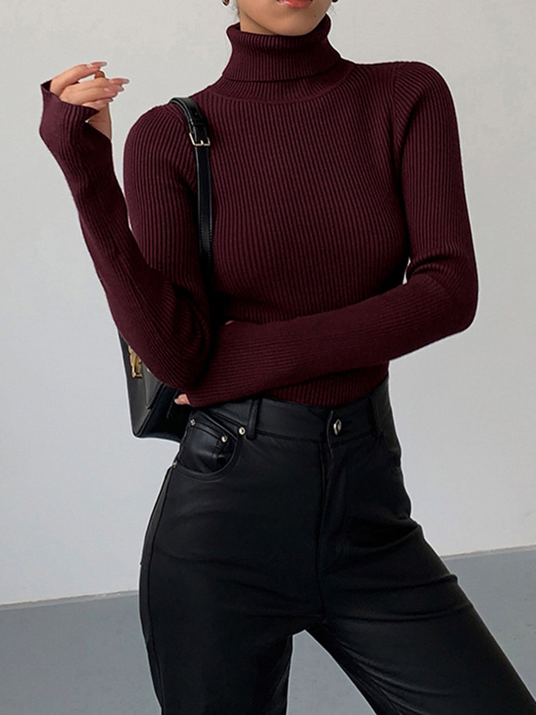Women's Minimalist Jumper Dress Turtleneck in Burgundy