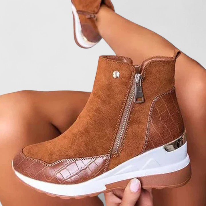 Women's Orthopedic Ankle Boots with Wedge Heel (7)