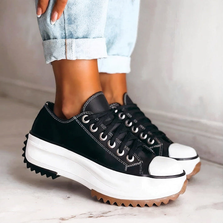 Women's Orthopedic Canvas Platform Sneaker in Black