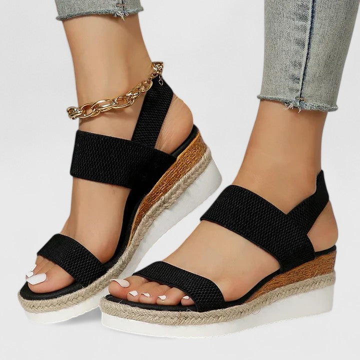 Women's Orthopedic Platform Sandal for Summer in Black
