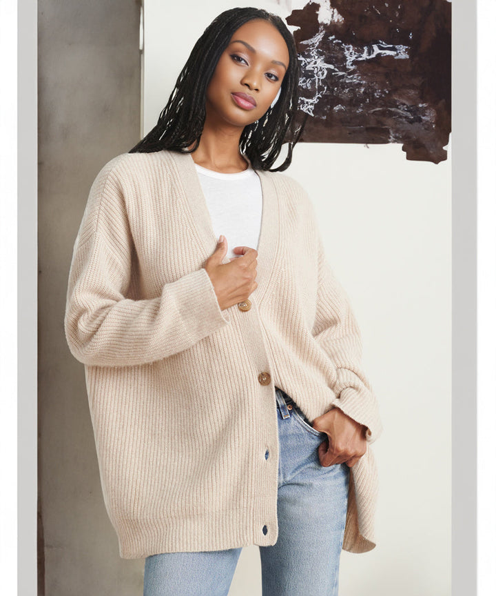 Women's Oversized Cardigan in Chunky Knit (18)