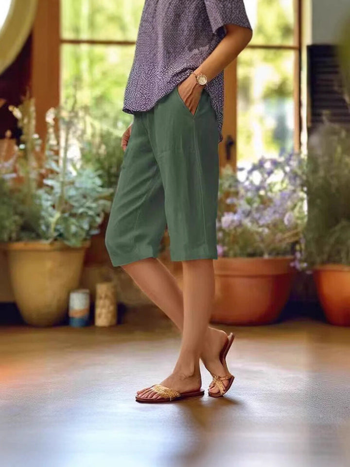 Women's Relaxed-Fit Linen Knee-Length Pants in Green
