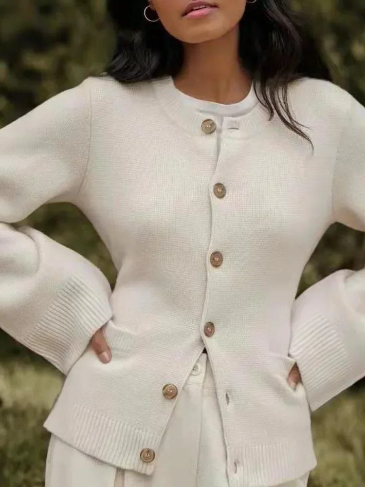 Women's Relaxed Knit Cardigan for Autumn Layering in Beige