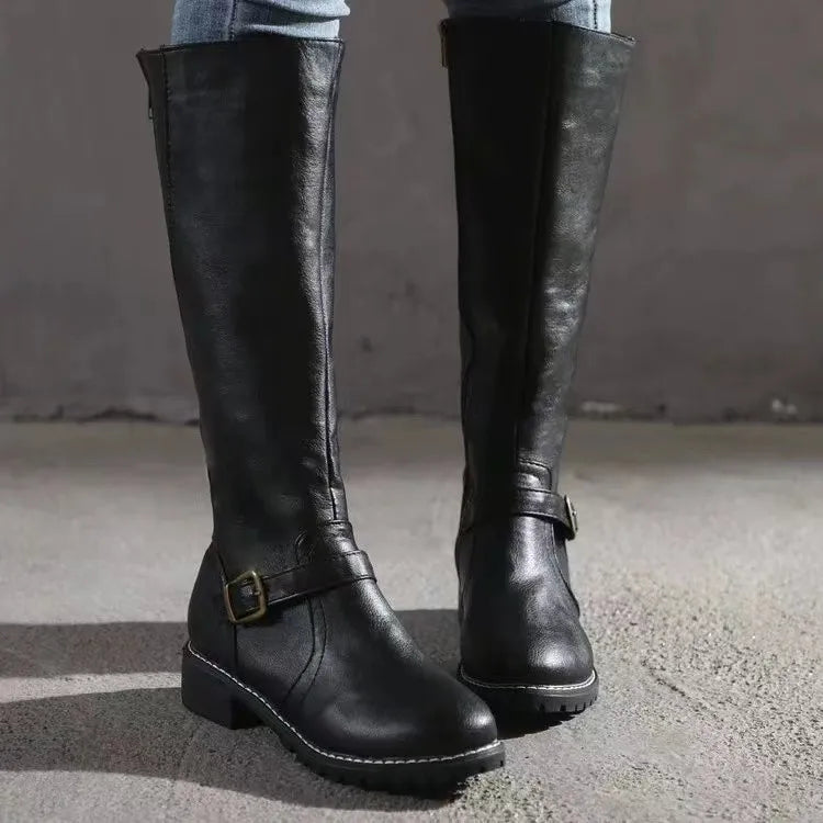Women's Sleek Leather Knee High Boots in Black