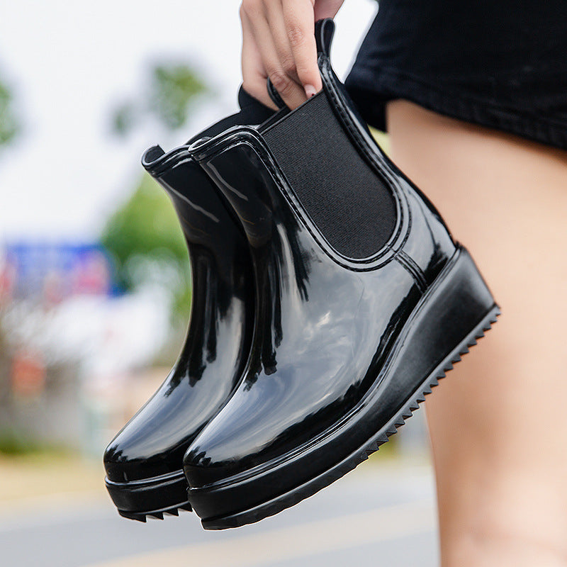 Women's Slip-Resistant Waterproof Chelsea Ankle Boots (2)