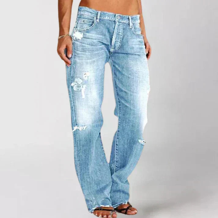 Women's Smart Flattering Jeans in Light Blue