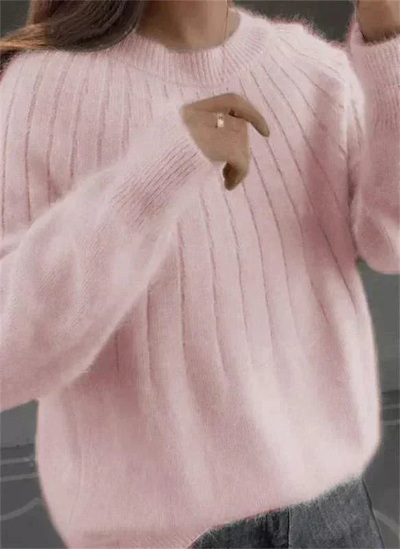 Women's Sophisticated Cashmere Sweater for Autumn Days in Light Pink