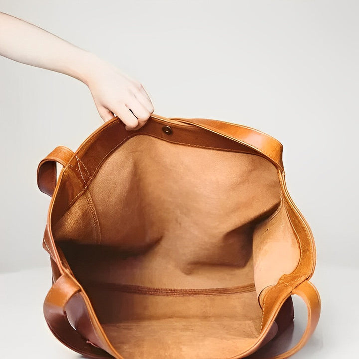 Women's Spacious Tote Bag for Everyday Work (3)