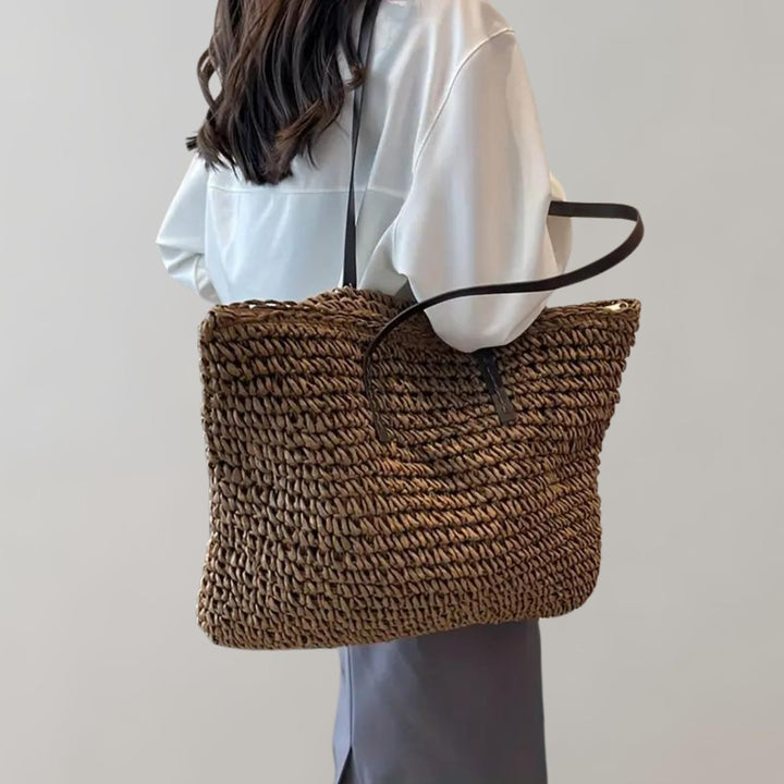 Women's Straw Tote Bag in Boho Style in Kaffee