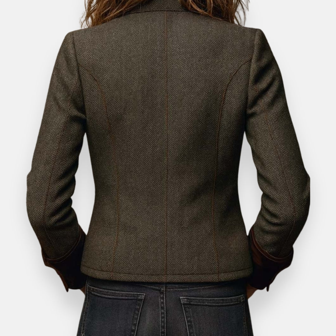 Women's Structured Utility Jacket for Fall (5)