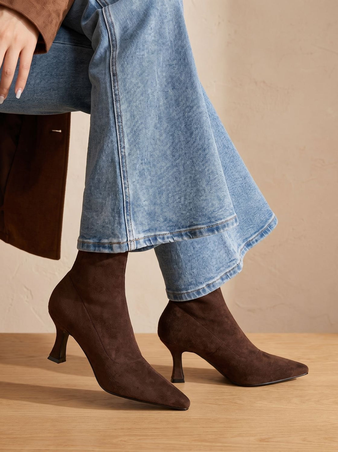 Women's Suede Pointed-Toe Kitten Heel Ankle Boots in Brown