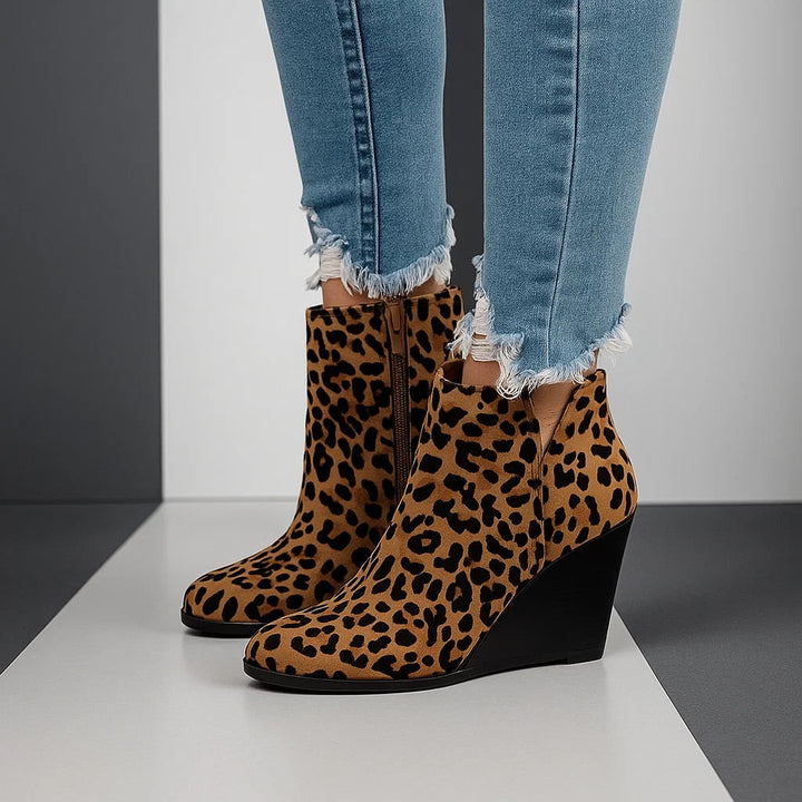 Women's Suede Wedge Ankle Boots for Autumn (9)