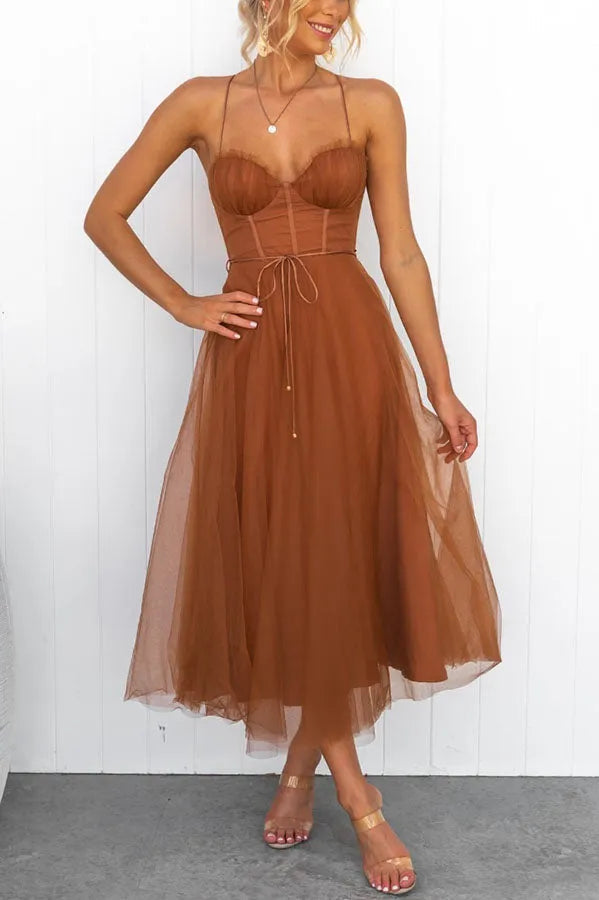 Women's Summer Midi Dress for Wedding Guests in Brązowy