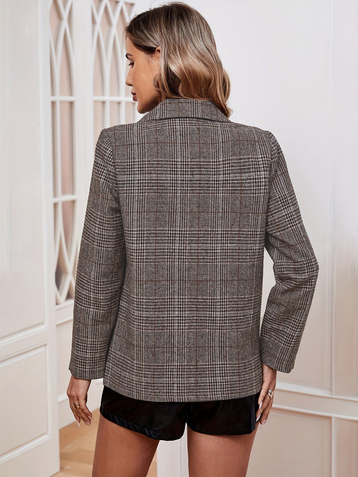 Women's Tailored Plaid Jacket for Fall (3)
