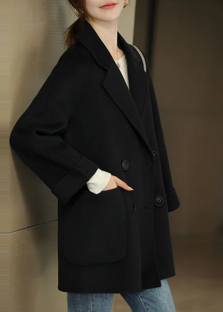Women's Tailored Trench Coat for Autumn Layering in Black