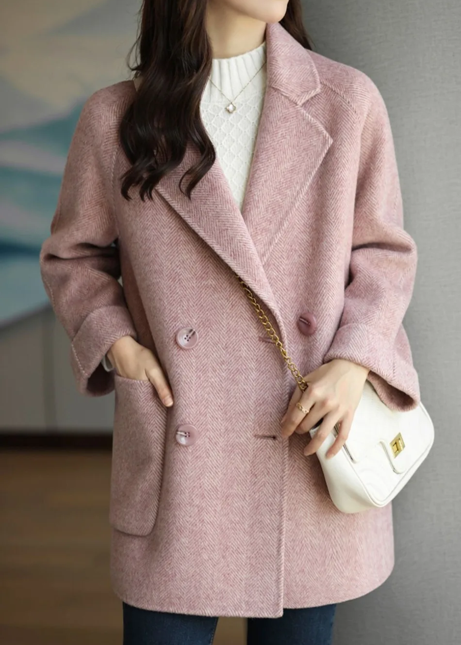 Women's Tailored Trench Coat for Autumn Layering in Pink