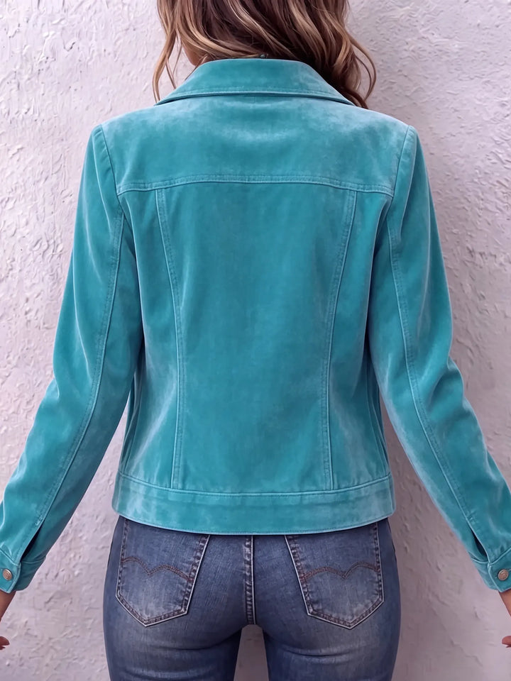 Women's Trench Coat in Vintage Wash (6)