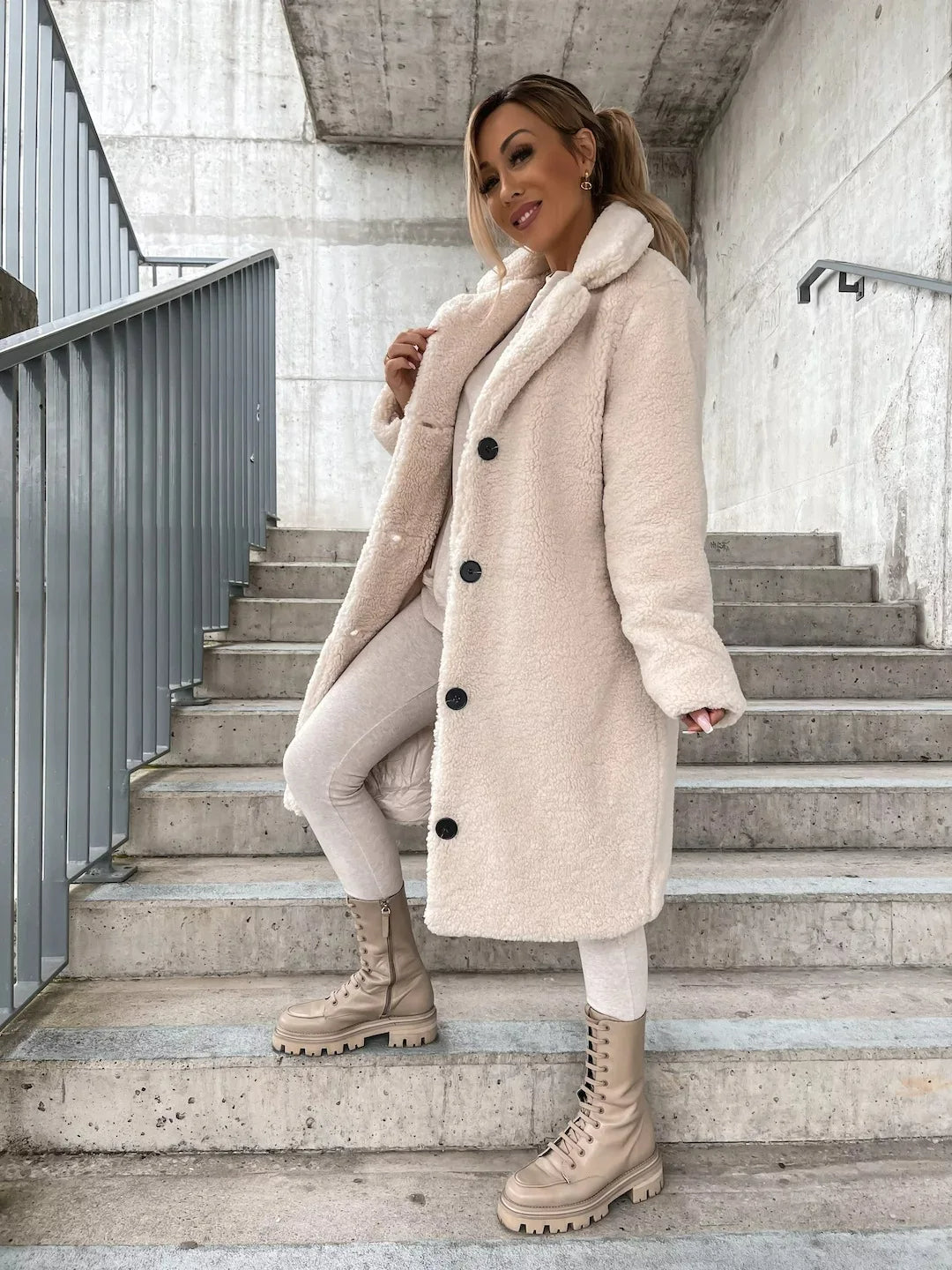 Women's Trenchcoat in Soft Polyester for Fall in Cream