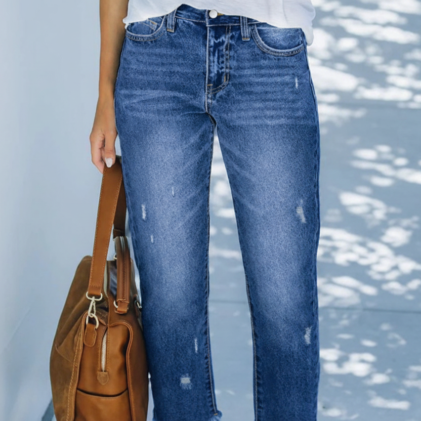 Women's Vintage Straight-Leg Cropped Jeans in Dark Blue