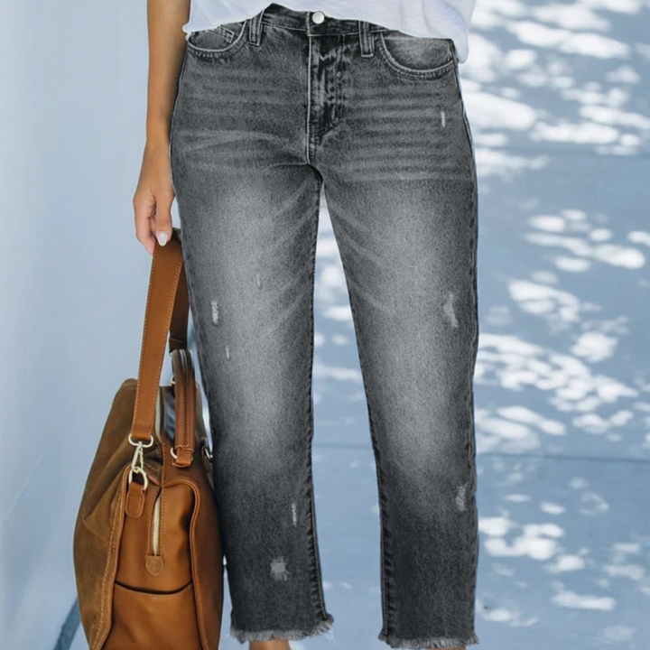 Women's Vintage Straight-Leg Cropped Jeans in Grey