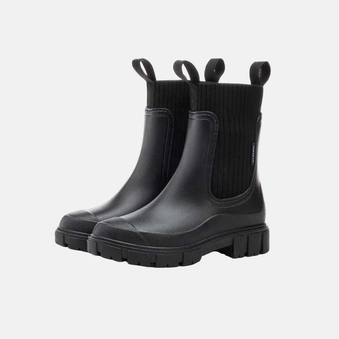 Women's Waterproof Slip-Resistant Ankle Boots in Black