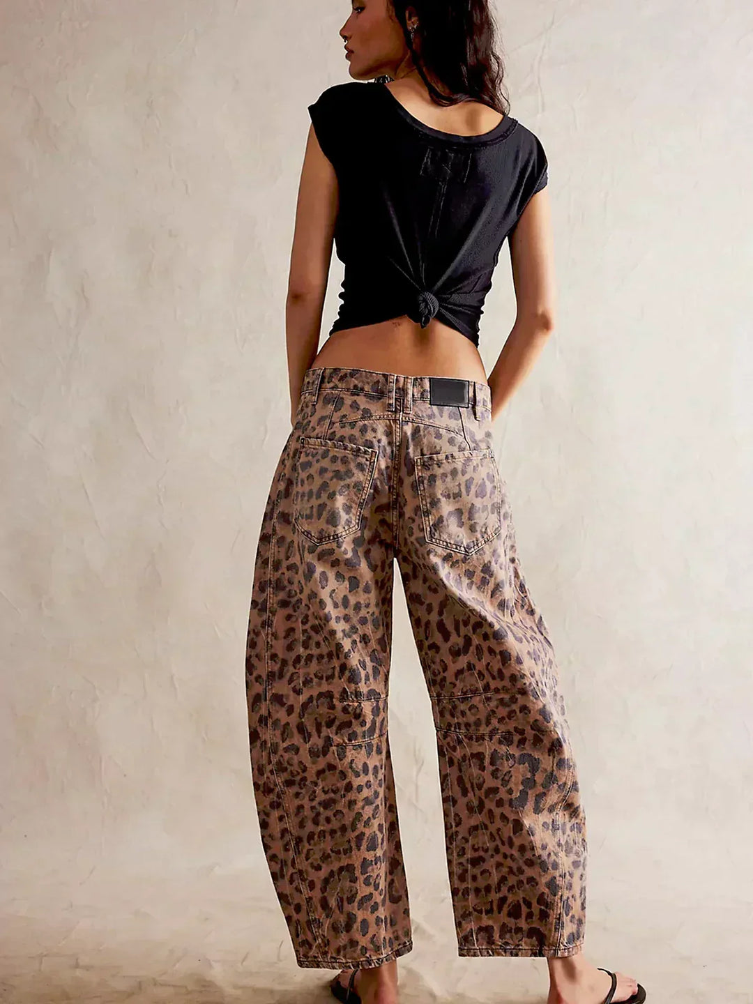 Women's Wide Leg Jeans with Animal Print (5)